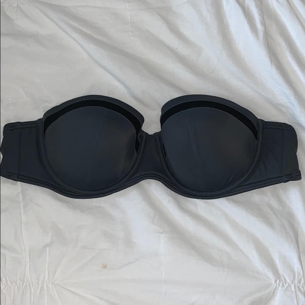 Strapless, push-up bikini top
